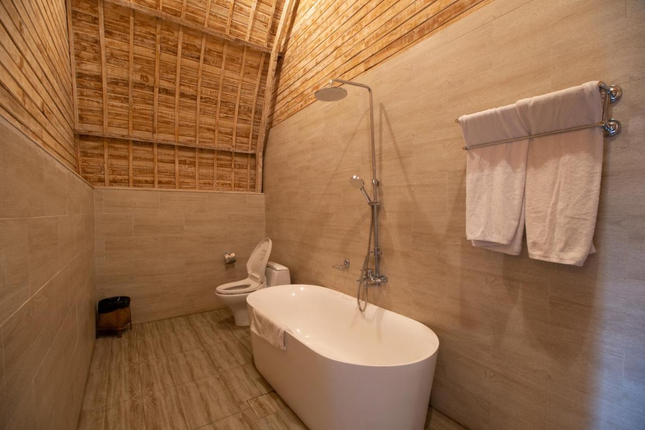Wana Shanti Villa Bringkit Zewnętrze zdjęcie